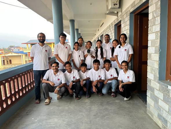 चेपाङ विद्यार्थीहरूको ऐतिहासिक उपलब्धिमा सुपरस्टार  नायक राजेश हमाल हार्दिक बधाई!